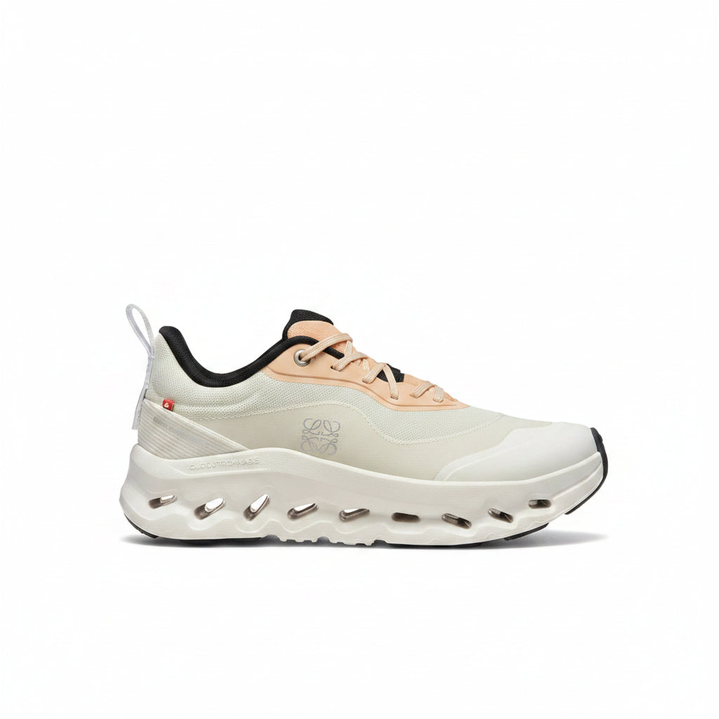 White-Salmon Summit Flow Sneakers