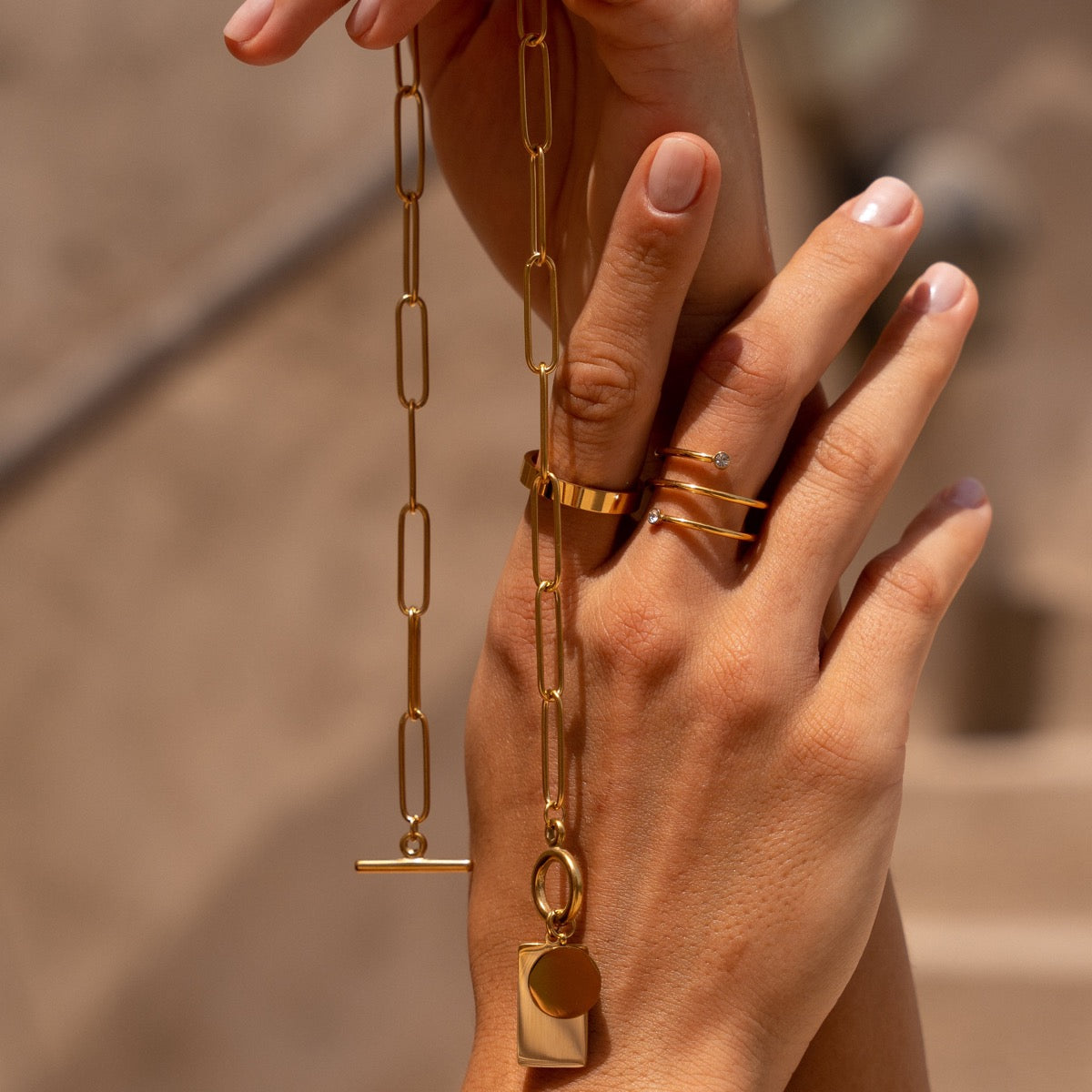 Gold Rectangle Clasp Necklace