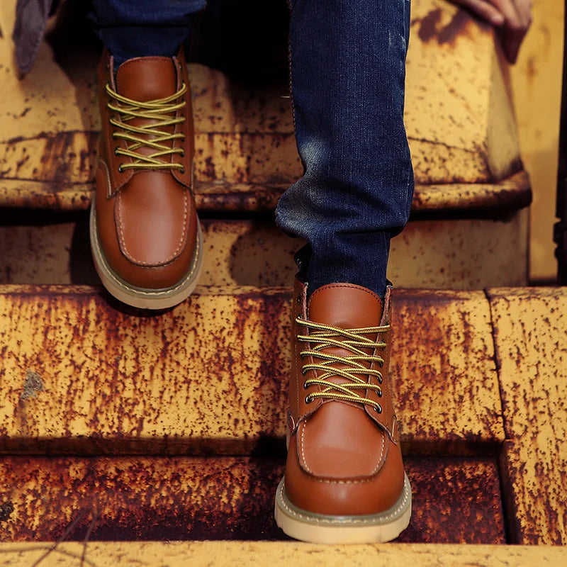 #Color_Khaki