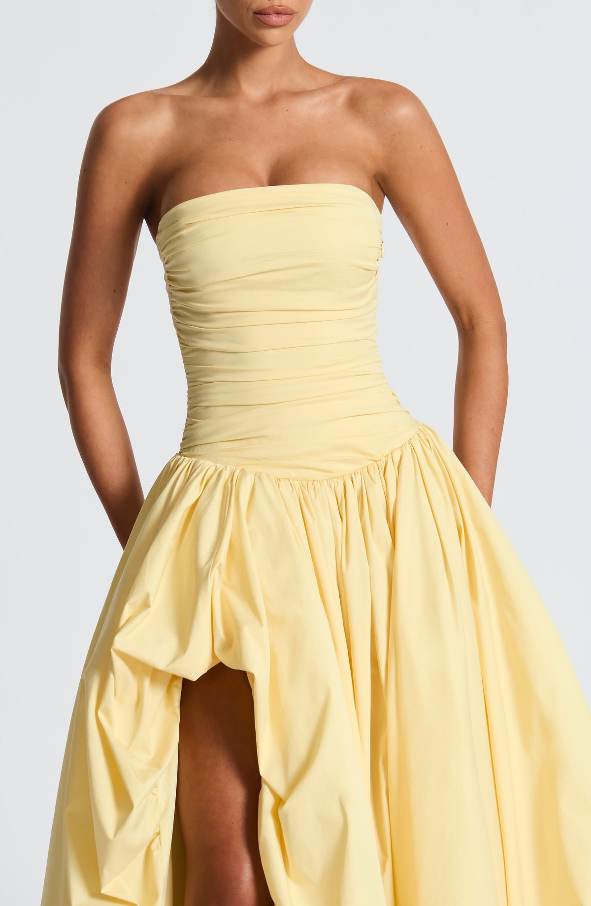 #Color_Amarillo