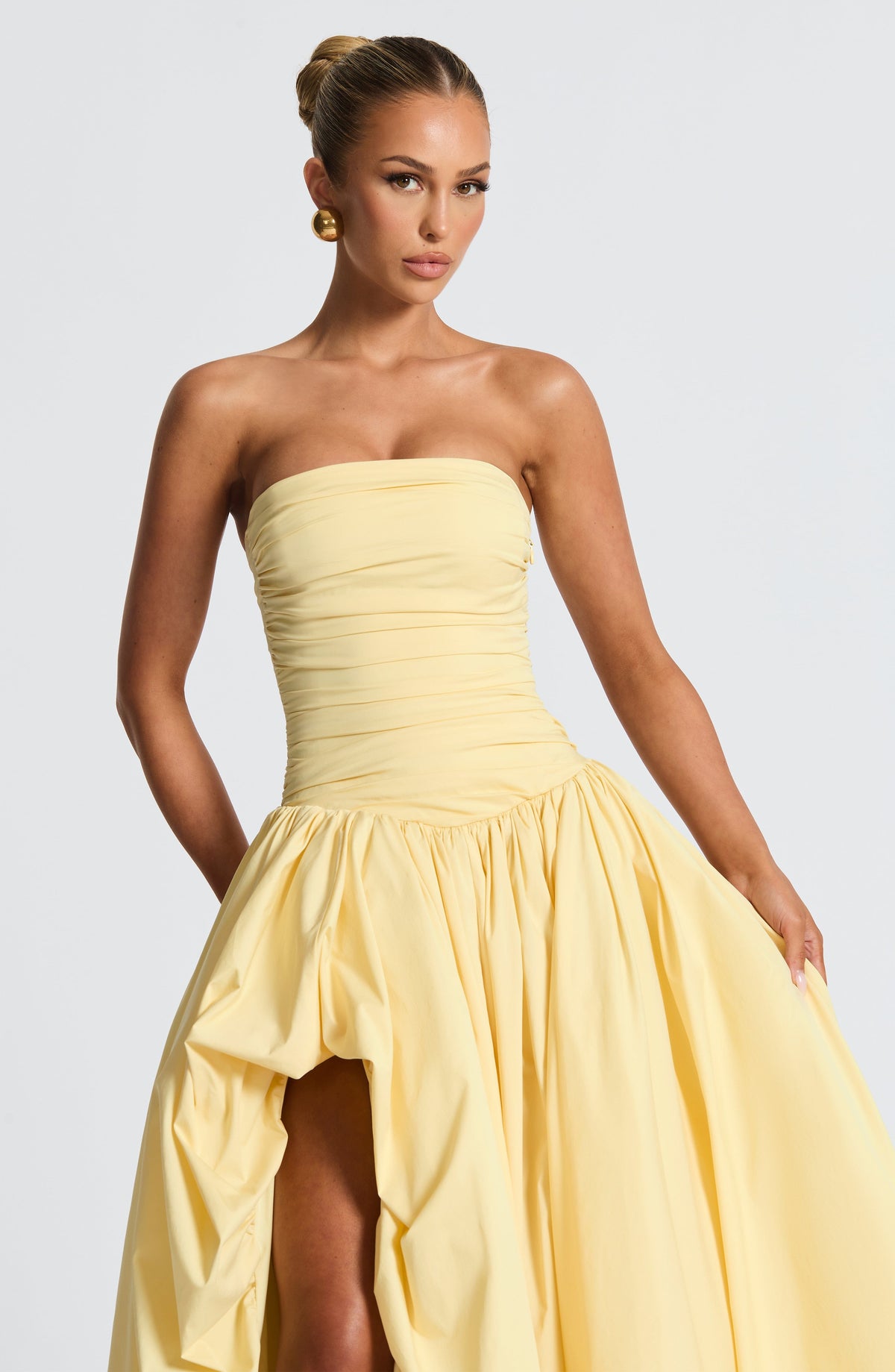 #Color_Amarillo