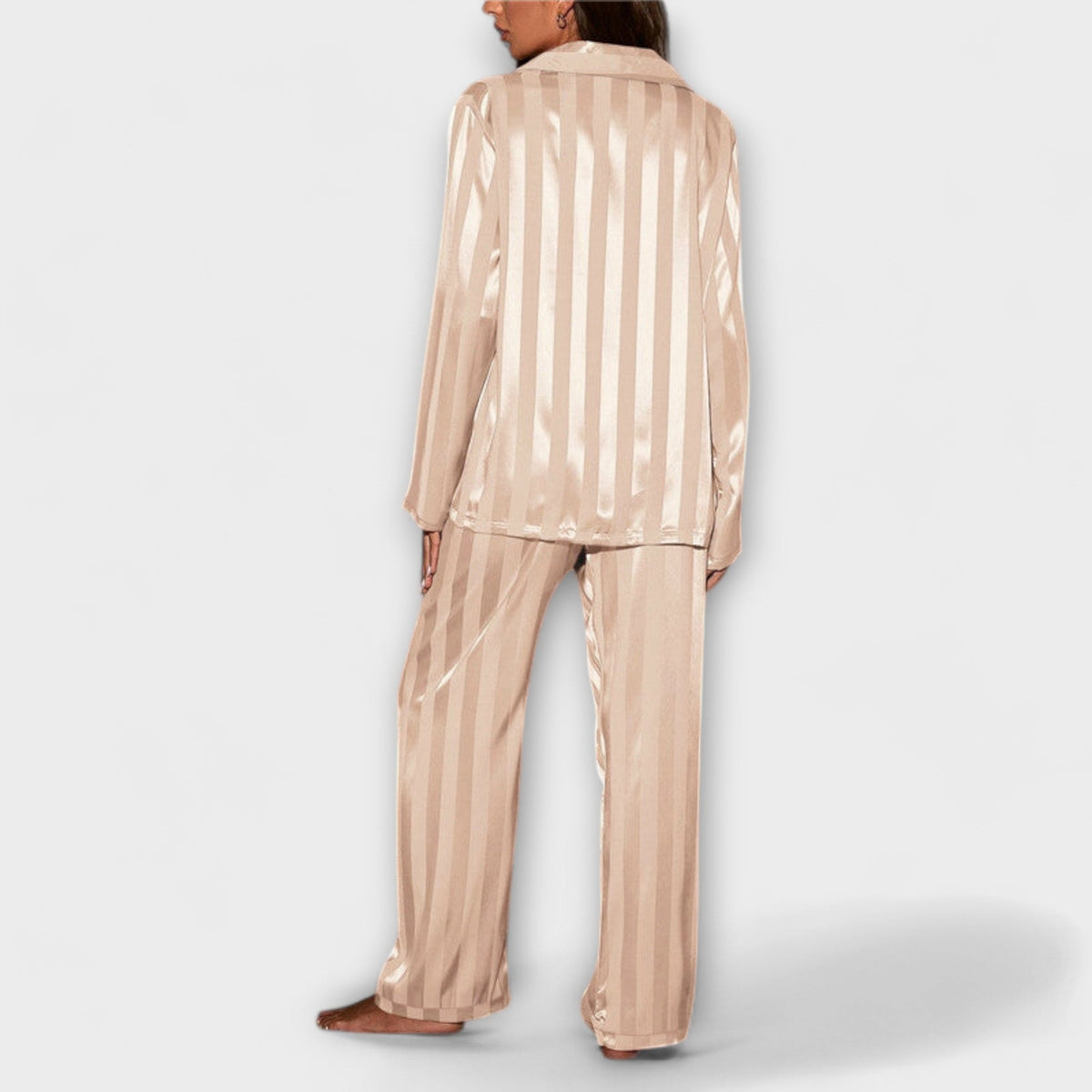 #Color_Beige